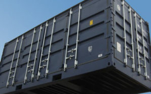 20′ Container med Bakside og Full Tilgang på Begge Sider