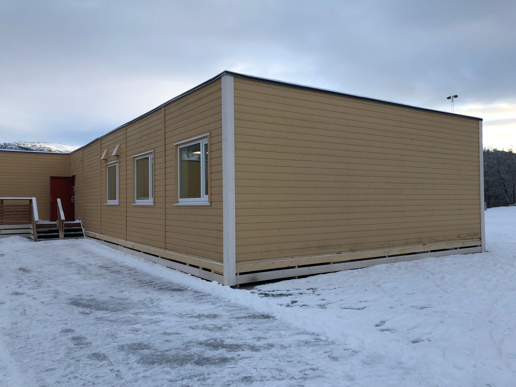 Midlertidig skolebygg til Voss kommune
